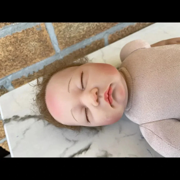 Reborn Baby Dolls Realistic Sleeping Girl - Picture 3 of 14